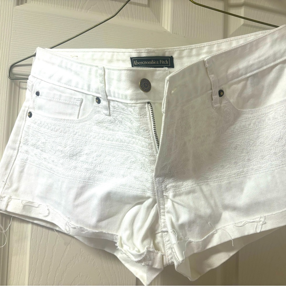 Abercrombie Brand new shorts